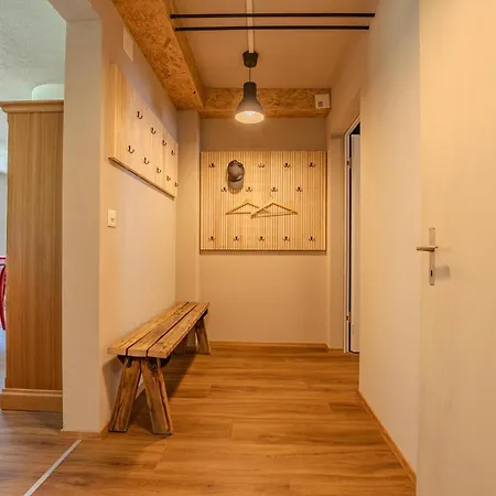 Hostel Hostelbett Bergblick